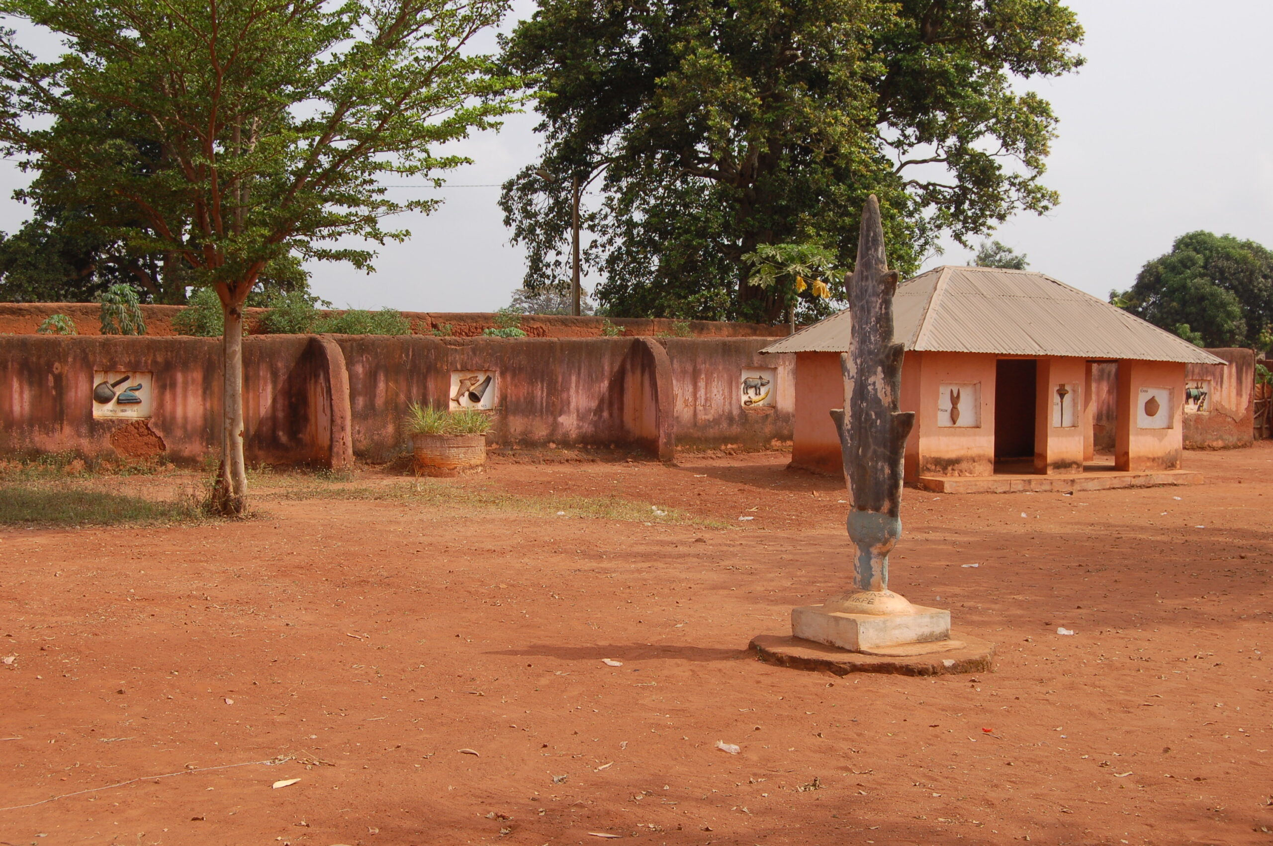 location scouting in benin